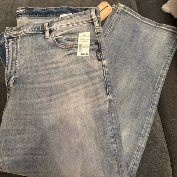 Silver jeans 42x30 with tags - Picture 2 of 2